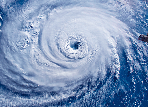 “厄介者”台風との付き合い方――台風制御と台風発電