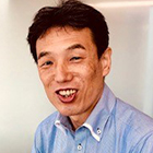 松吉　賢幸氏